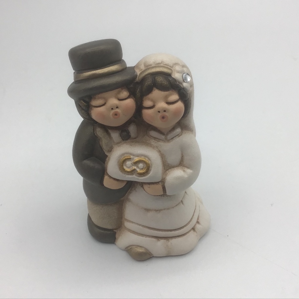 THUN - BRIDE AND GROOM WITH RING PILLOW - WEDDING RINGS 7 CM Or 2 3/4” H